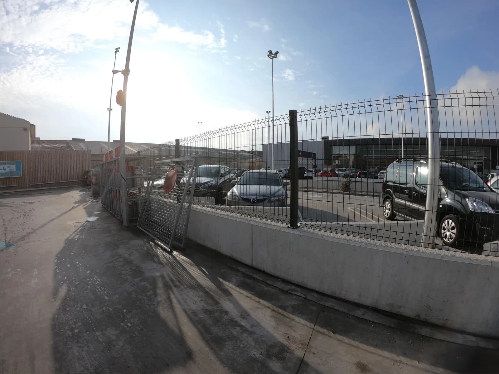 Parking gratuito para clientes en Granollers (Carrer de Roma) en Granollers (Barcelona)