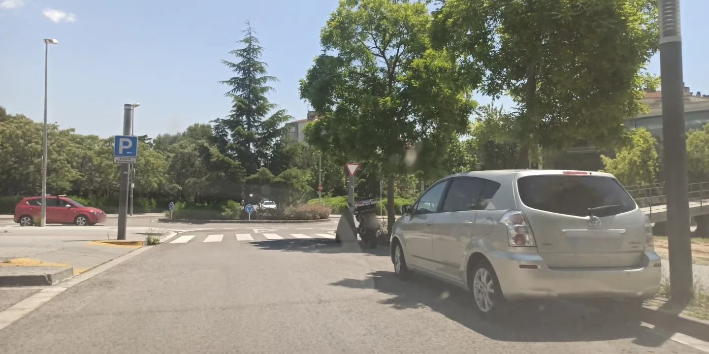 Aparcamiento gratuito en Carrer del Camp del Cellerot en Vilafranca del Penedès (Barcelona)