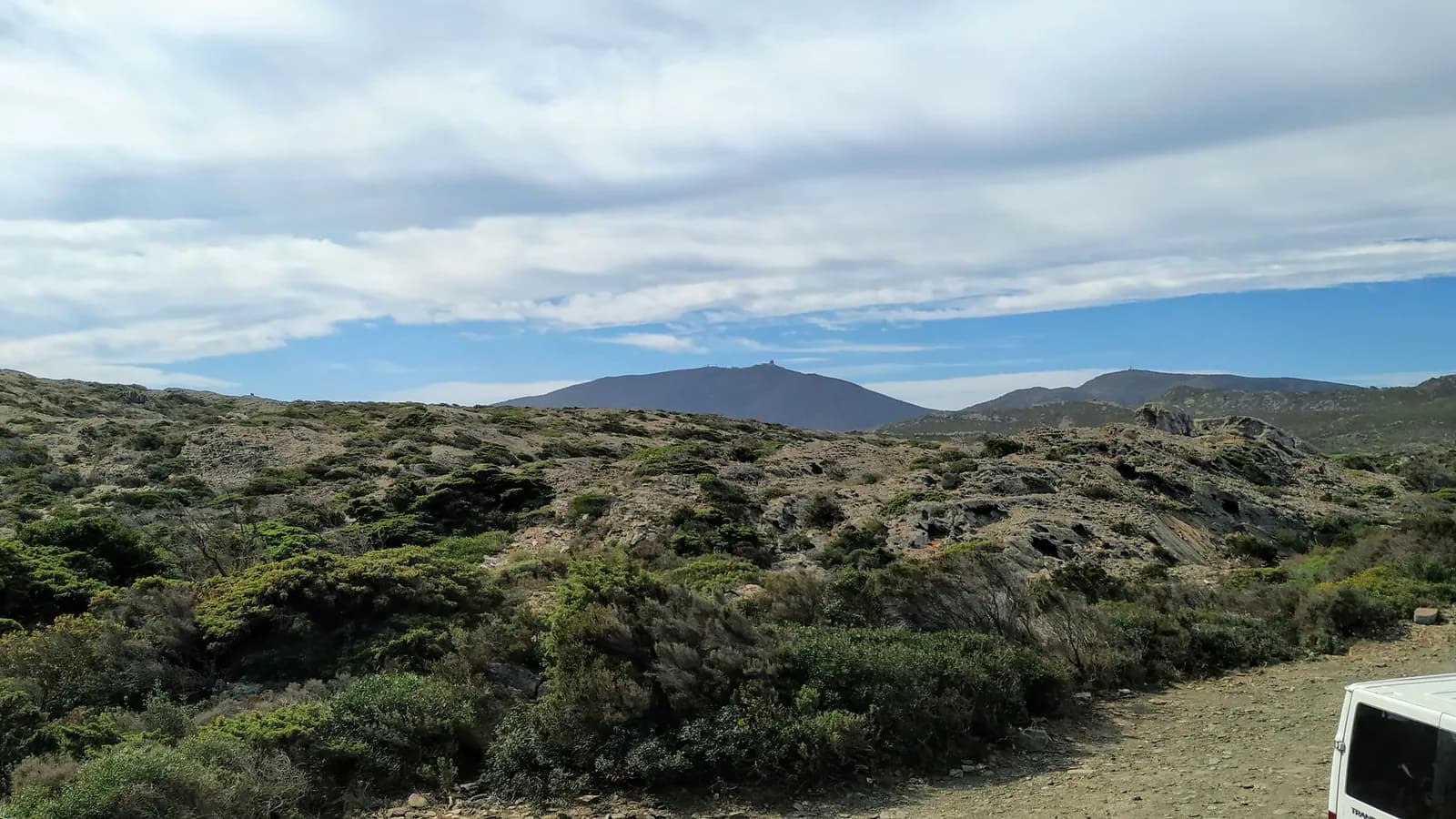 Aparcamiento gratuito en Carretera al Cap de Creus en Cadaqués (Girona)