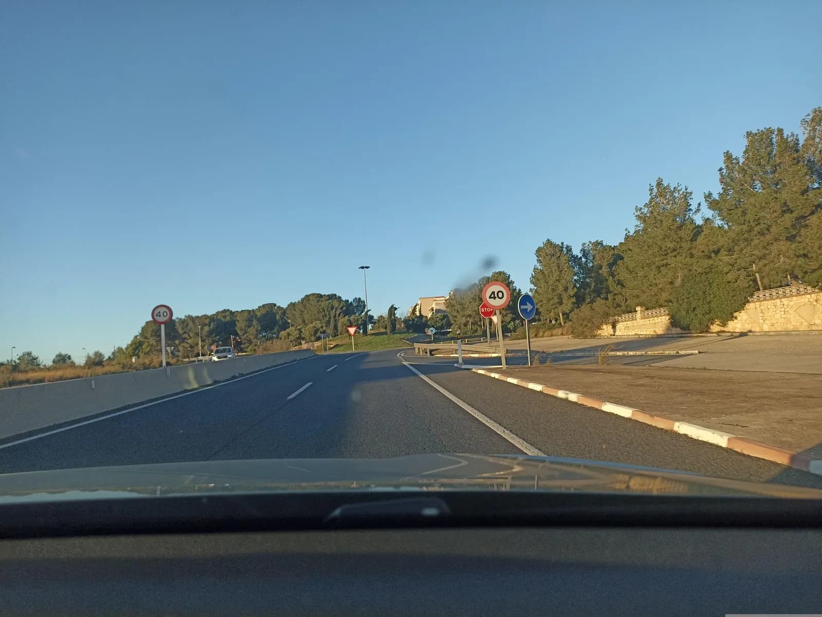 Aparcamiento gratuito en Carretera Bilbao - Tarragona en Constantí (Tarragona)