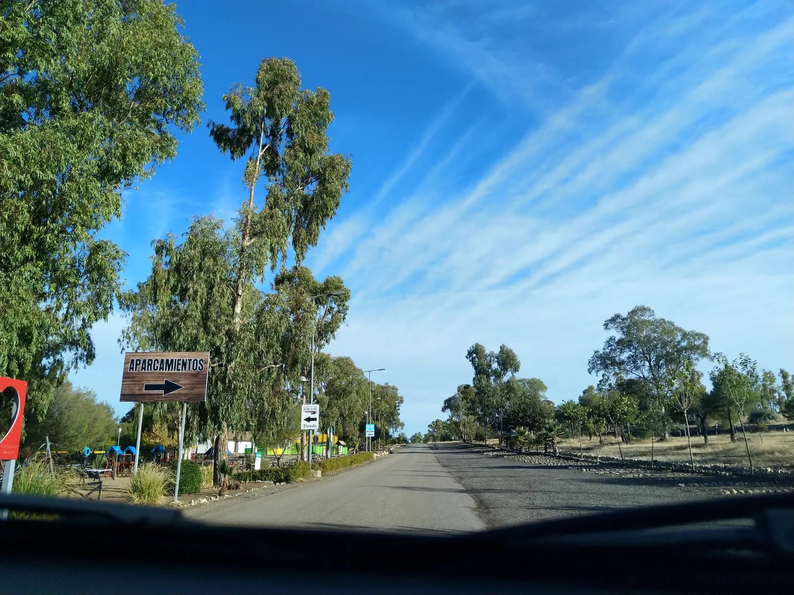 Aparcamiento gratuito en Carretera de Badajoz a Granada en Berlanga (Badajoz)