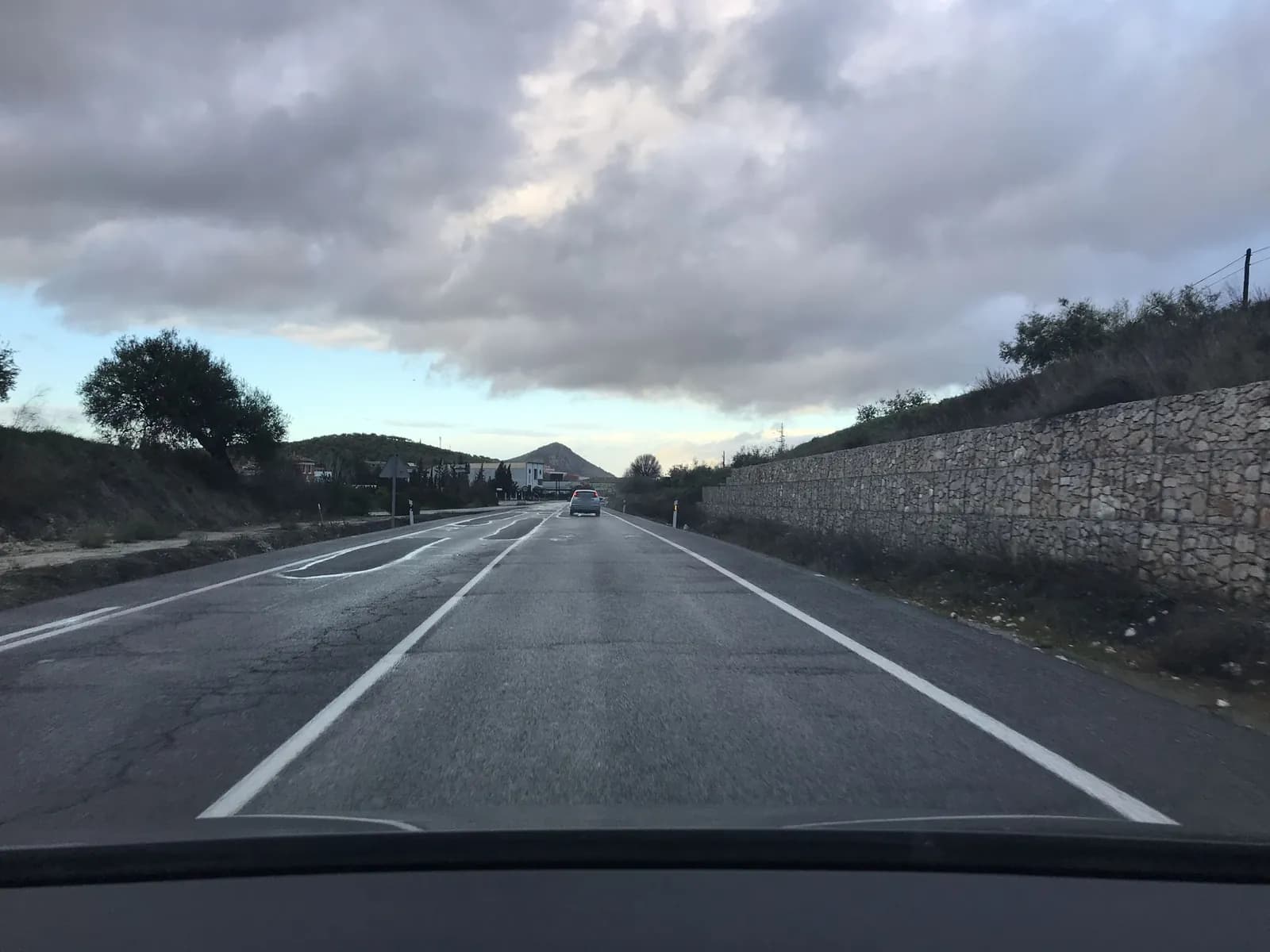 Aparcamiento gratuito en Carretera de Cabra a Alcalá la Real en Priego de Córdoba (Córdoba)