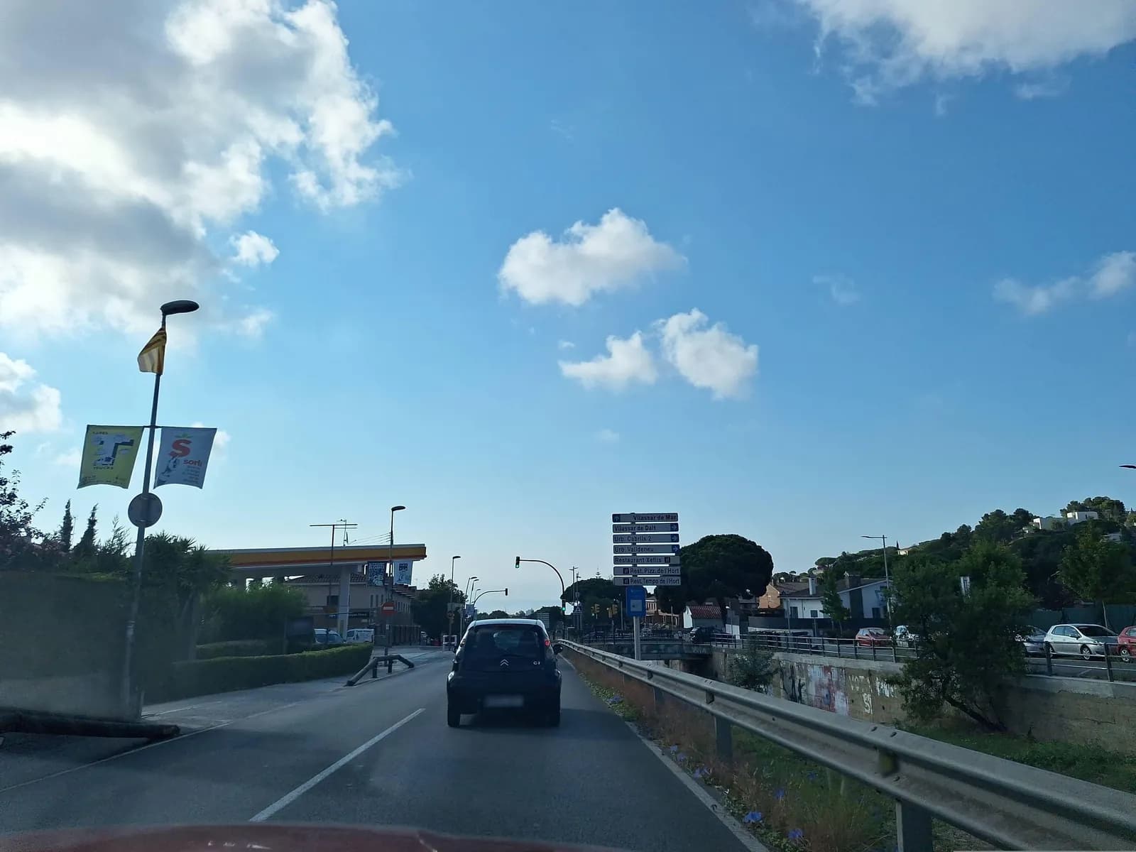 Aparcamiento gratuito en Carretera de Cabrils en Cabrils (Barcelona)