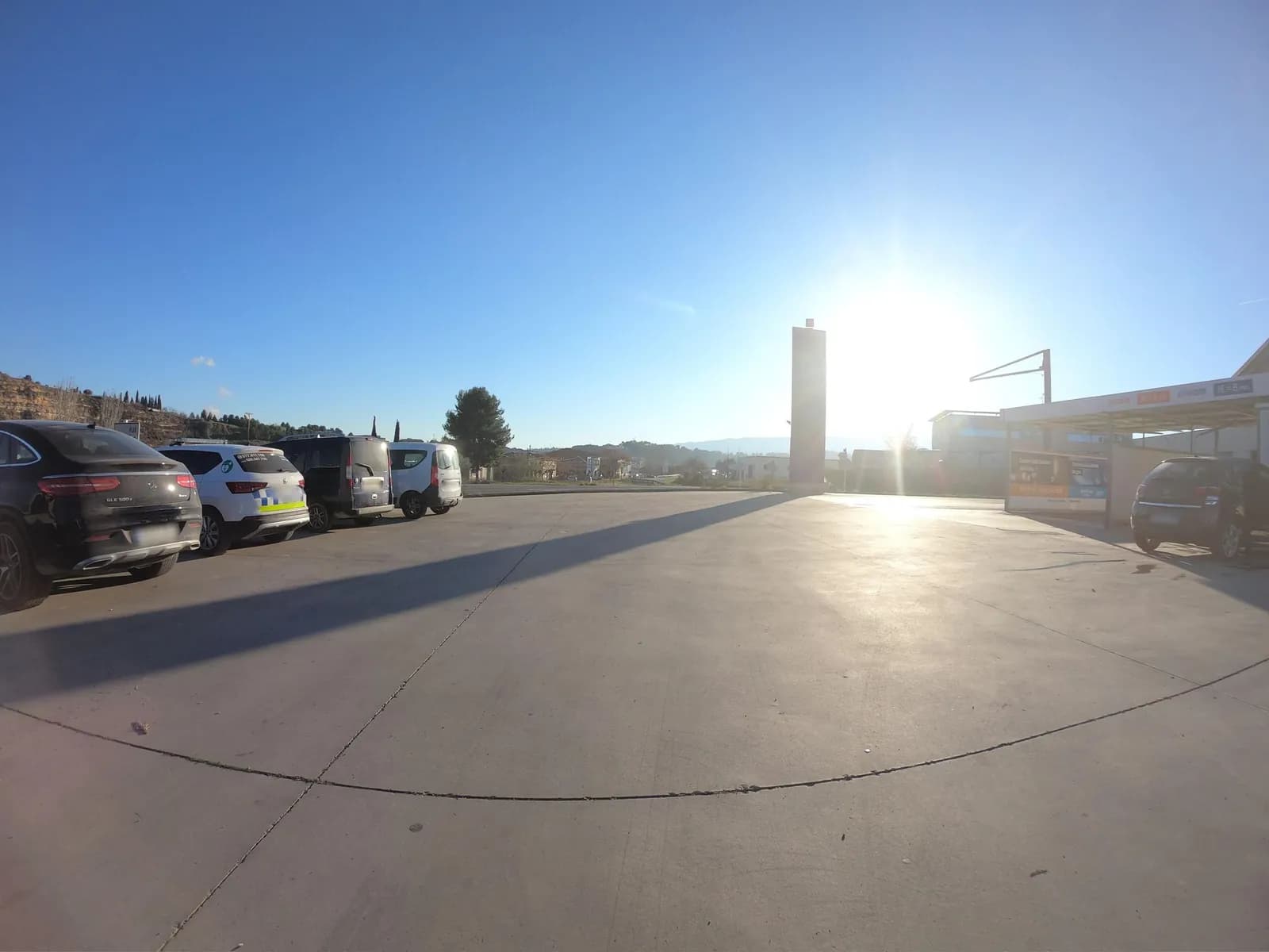 Aparcamiento gratuito en Carretera de Flix a Bellpuig C-233 en Flix (Tarragona)