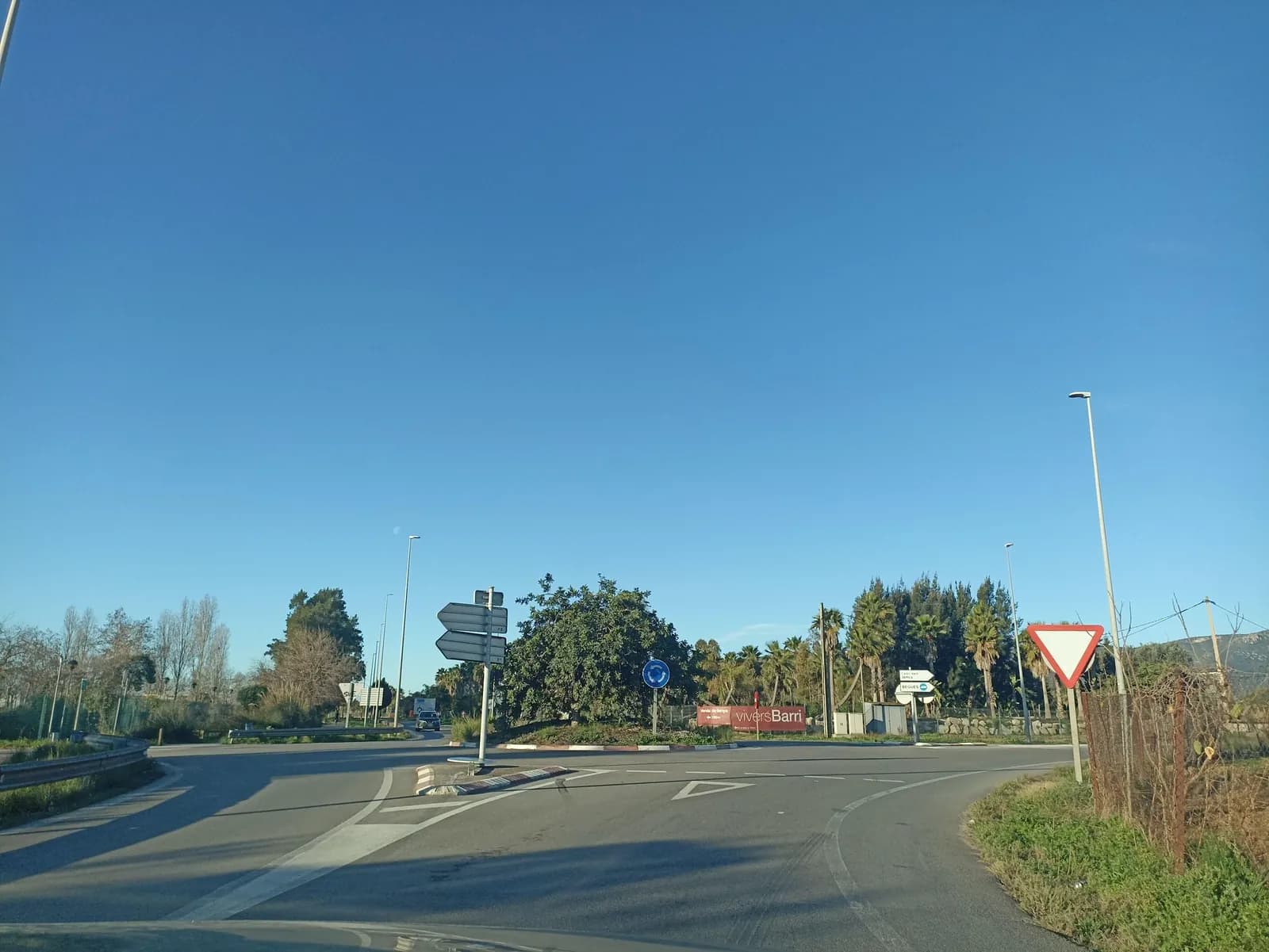Aparcamiento gratuito en Carretera de les Emissores en Gavà (Barcelona)