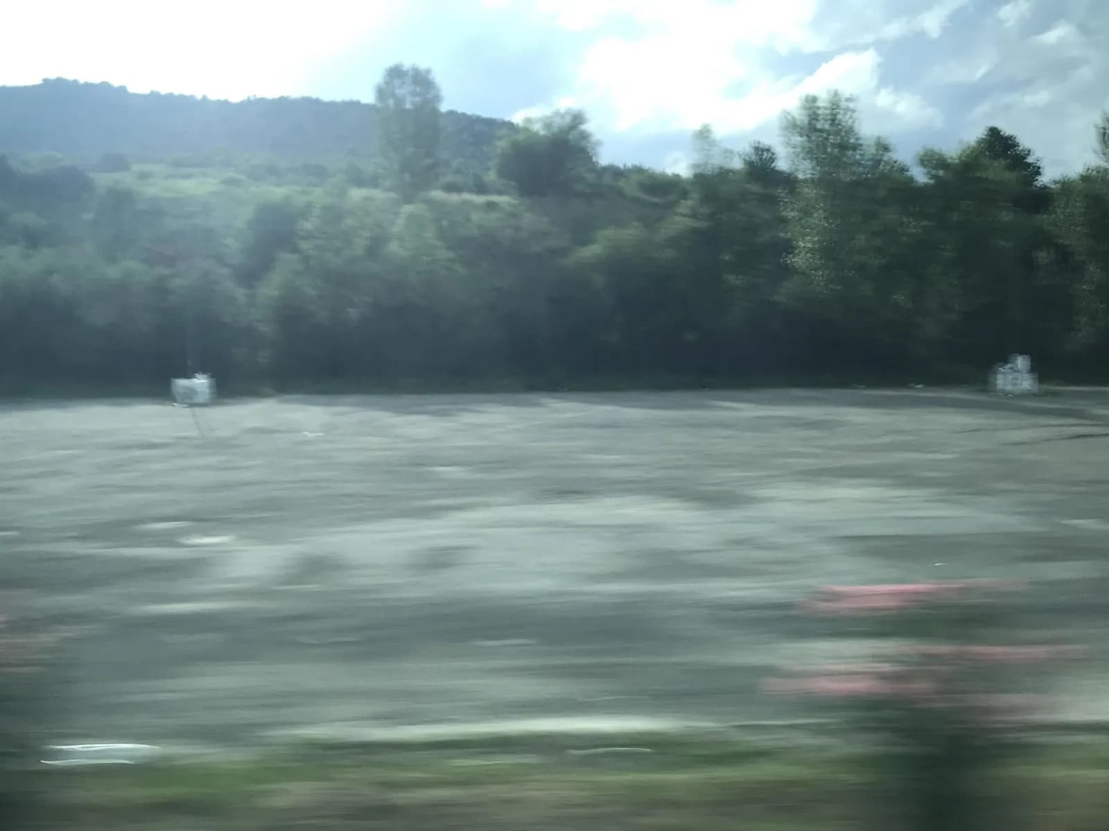 Aparcamiento gratuito en Carretera de Madrid a Irún en Encío (Burgos)