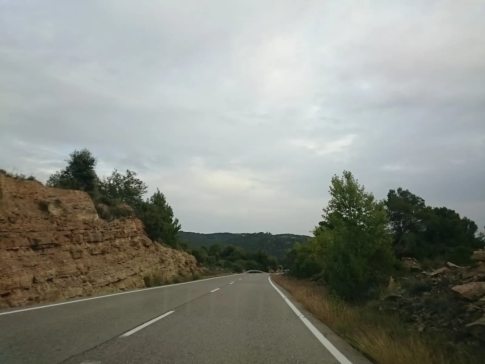 Aparcamiento gratuito en Carretera de Ponts a Tremp en Ponts (Lleida)