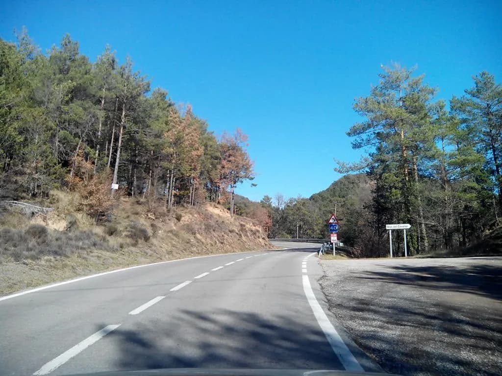 Aparcamiento gratuito en Carretera de Ripoll a Berga en Vilada (Barcelona)