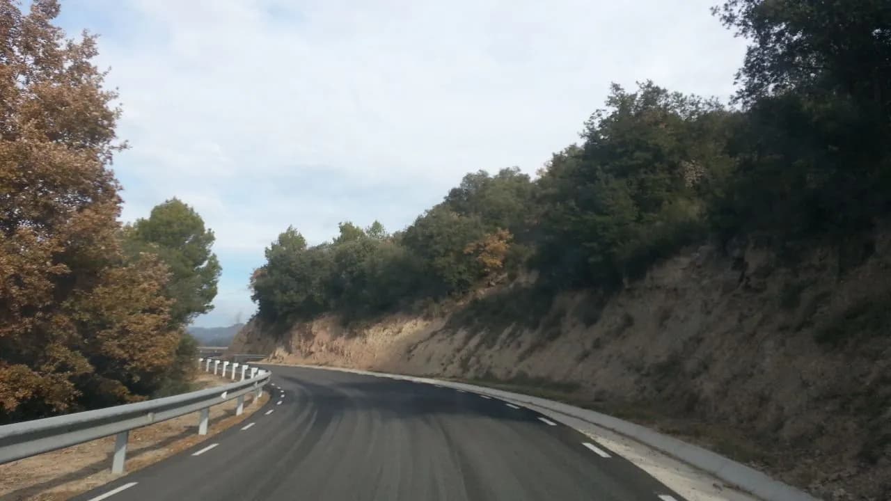 Aparcamiento gratuito en Carretera de Sant Pau de Pinós en Gaià (Barcelona)