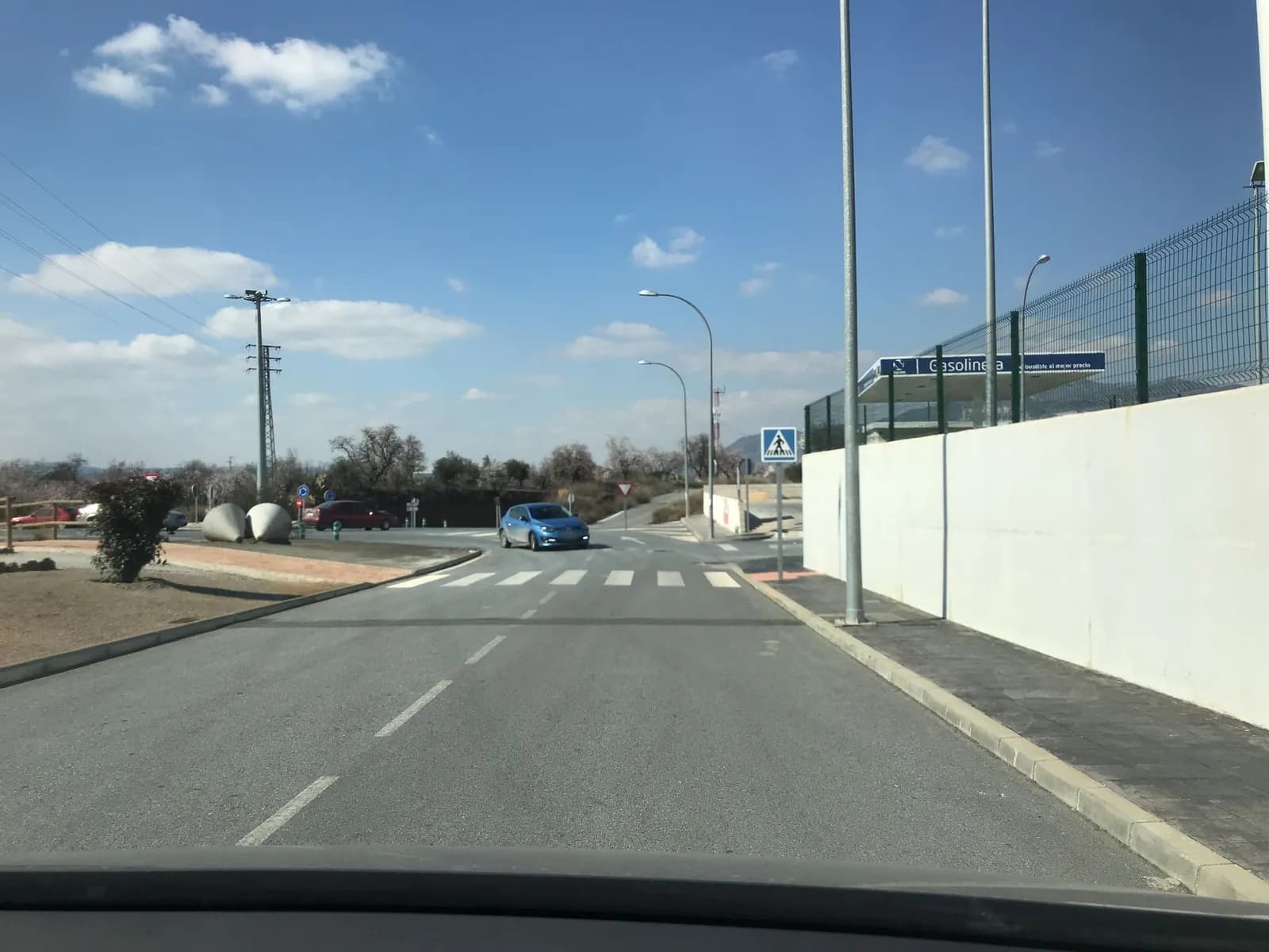 Aparcamiento gratuito en Carretera de Sierra Nevada en Nigüelas (Granada)