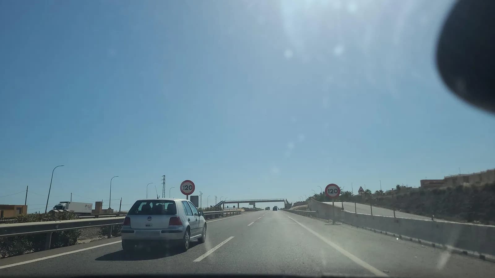 Aparcamiento gratuito en Carretera del Mediterráneo en Mojonera (La) (Almería)