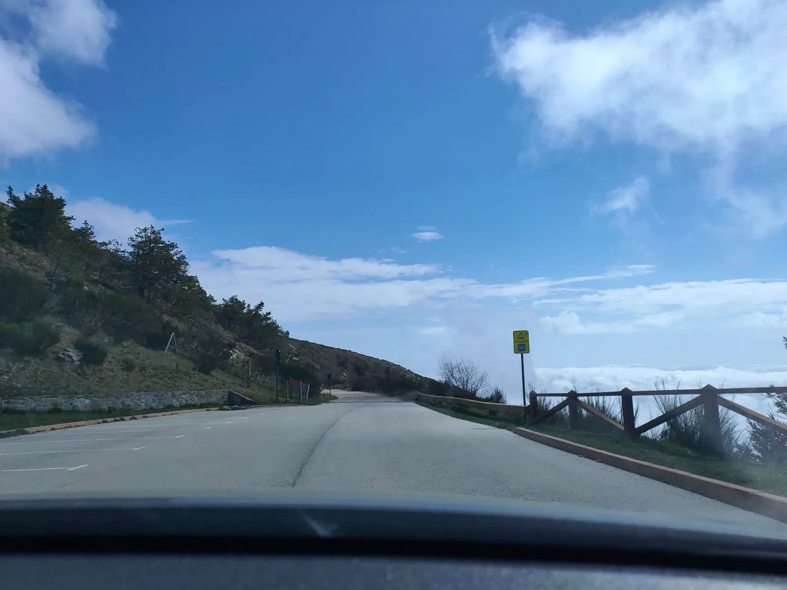 Aparcamiento gratuito en Carretera del Turó de l'Home en Montseny (Barcelona)