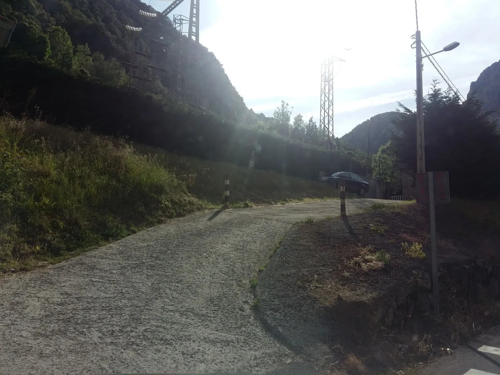 Aparcamiento gratuito en Carretera León - Unquera en Peñarrubia (Cantabria)