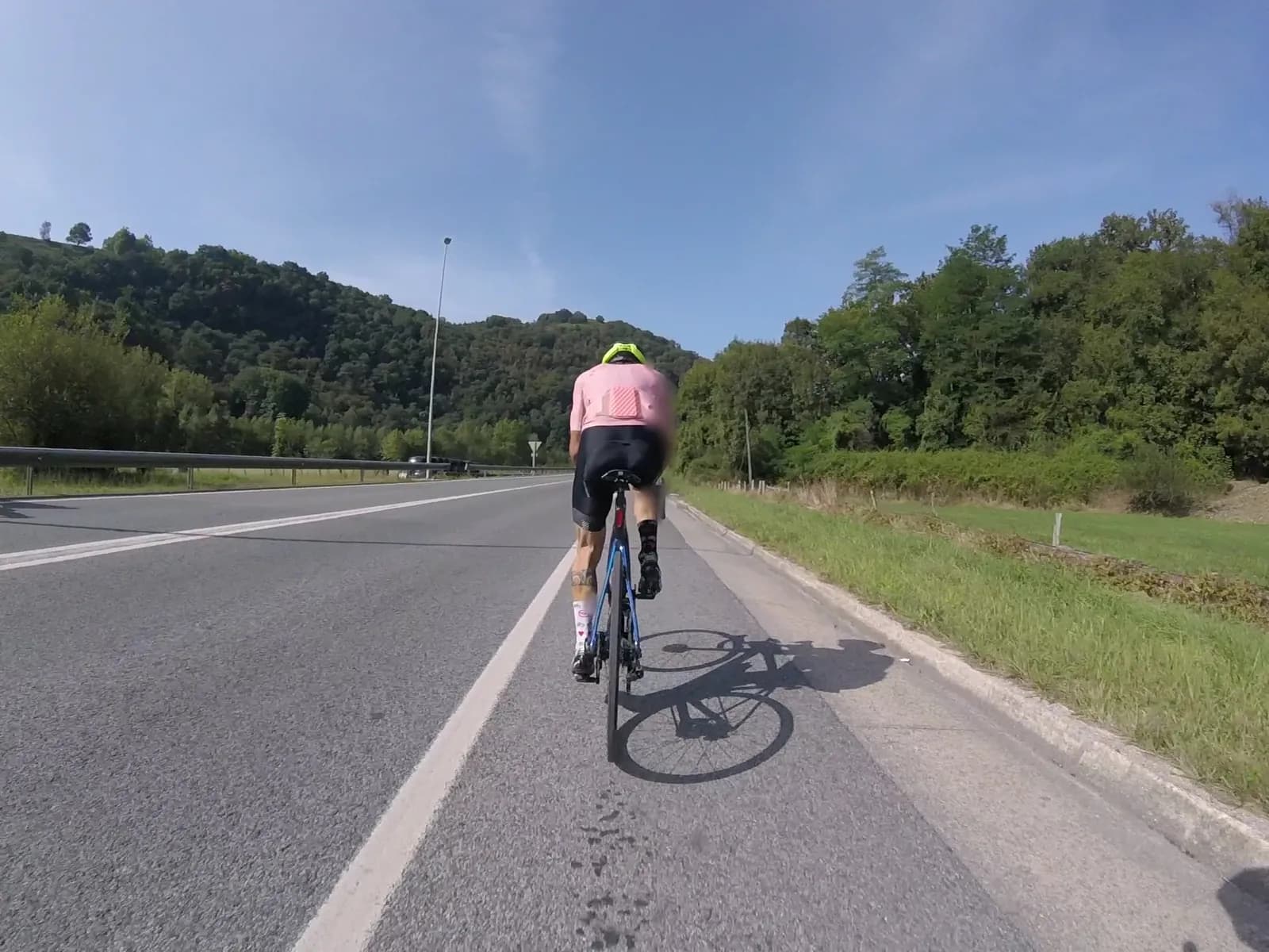 Aparcamiento gratuito en Carretera Pamplona - Francia (Baztán) en Bertizarana (Navarra)