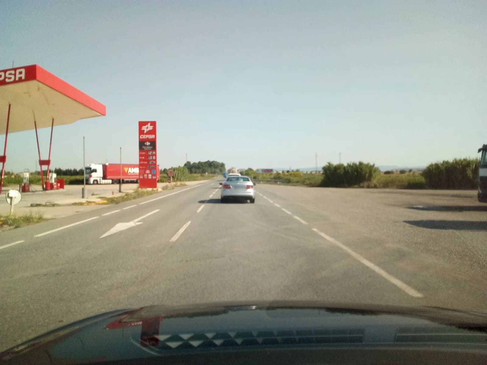 Aparcamiento gratuito en Carretera Pamplona - Tudela en Caparroso (Navarra)