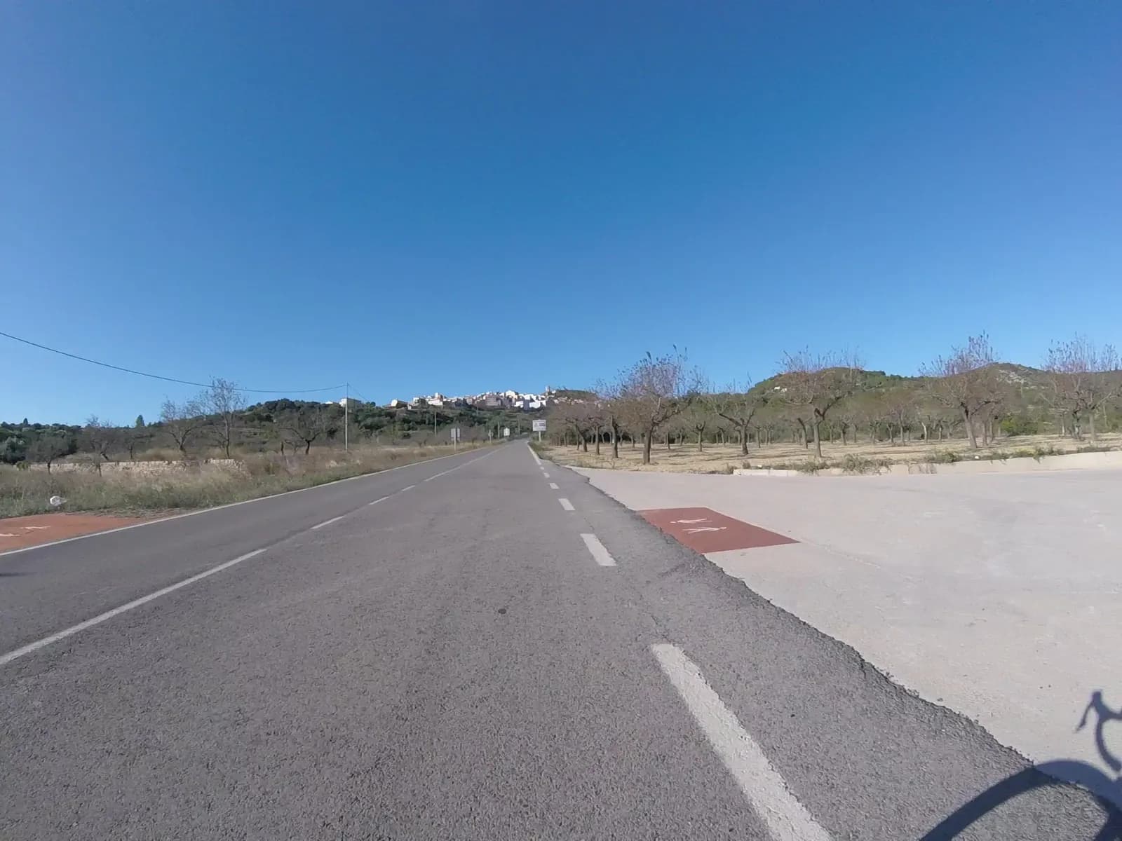 Aparcamiento gratuito en Carretera Sant Mateu - Benicarló en Cervera del Maestre (Castellón)