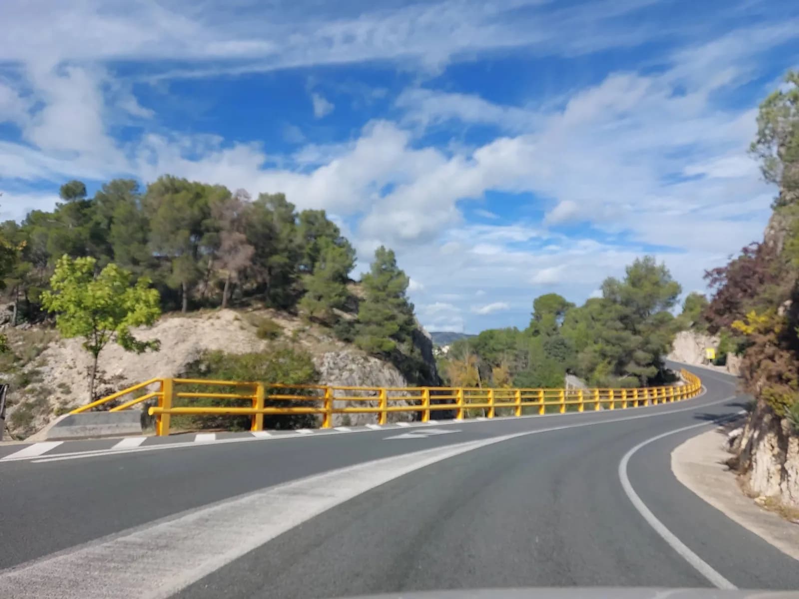 Aparcamiento gratuito en Carretera vella Ontinyent-Fontanars en Ontinyent (Valencia)