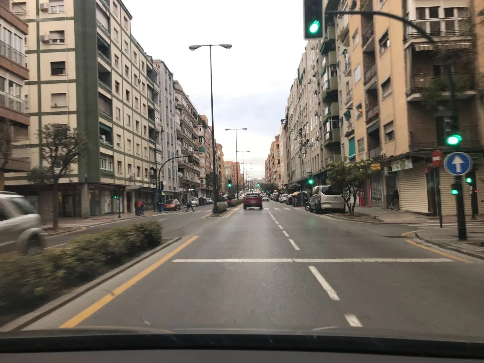 Aparcamiento gratuito cerca de Estación de Granada en Granada