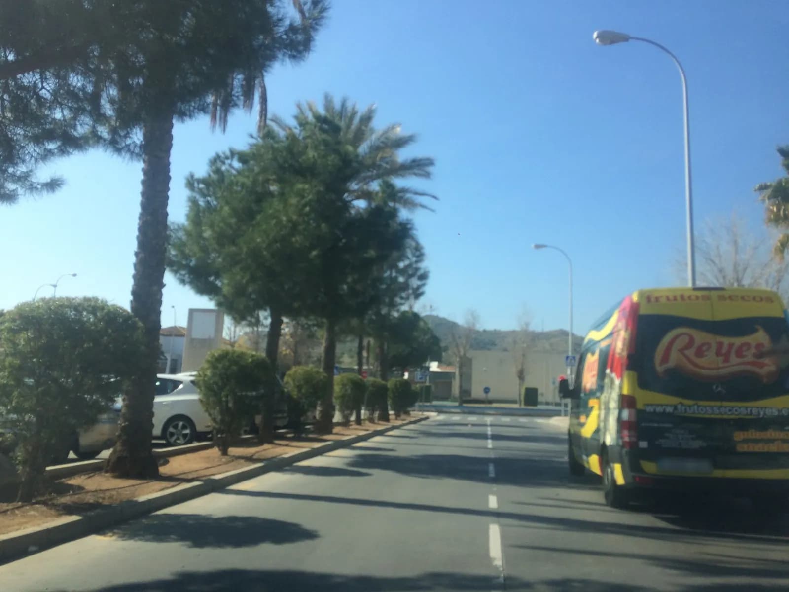 Aparcamiento gratuito cerca de Jardín Botánico La Concepción (Málaga) en Málaga