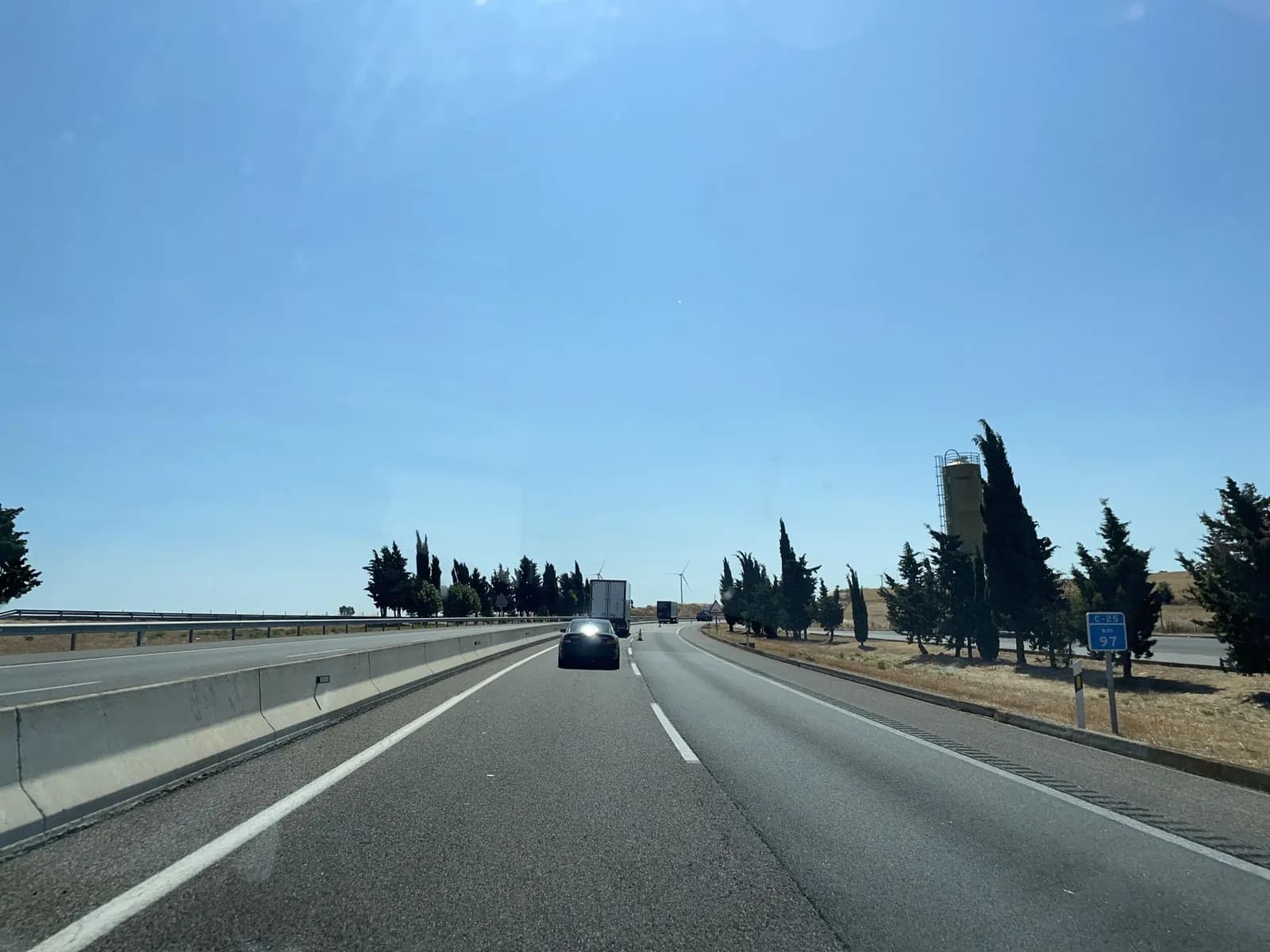 Aparcamiento gratuito en Eix Transversal en Pujalt (Barcelona)