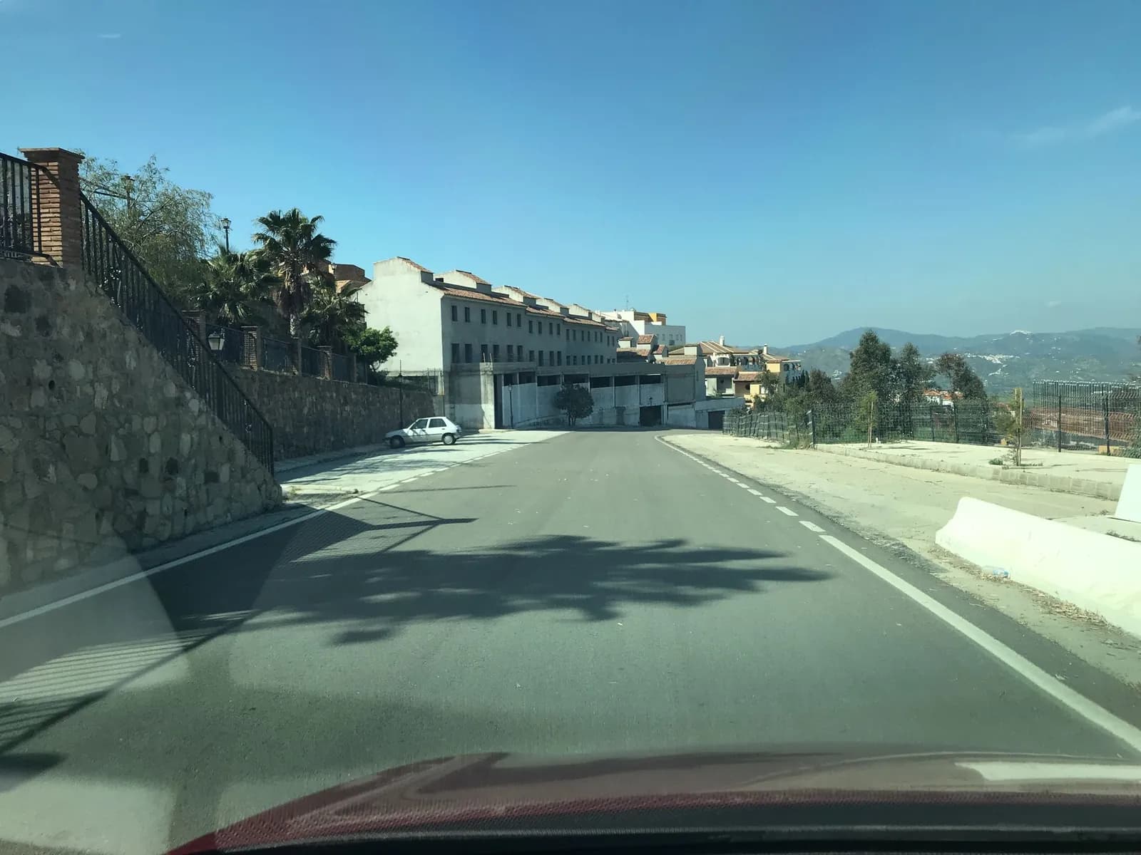Aparcamiento gratuito en el centro de Alcaucín en Alcaucín (Málaga)