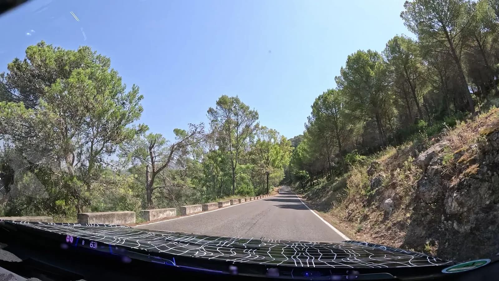 Aparcamiento gratuito en el centro de Bosque (El) en El Bosque (Cádiz)