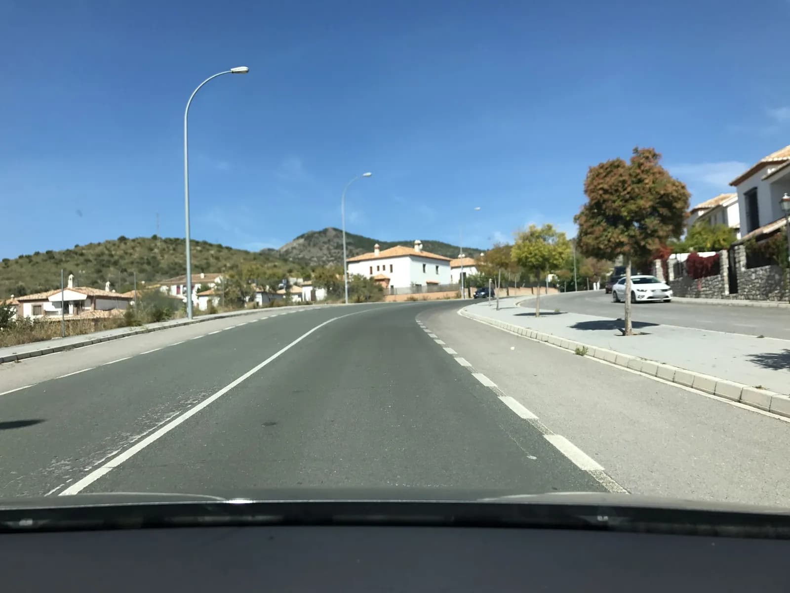 Aparcamiento gratuito en el centro de Huétor de Santillán en Huétor de Santillán (Granada)