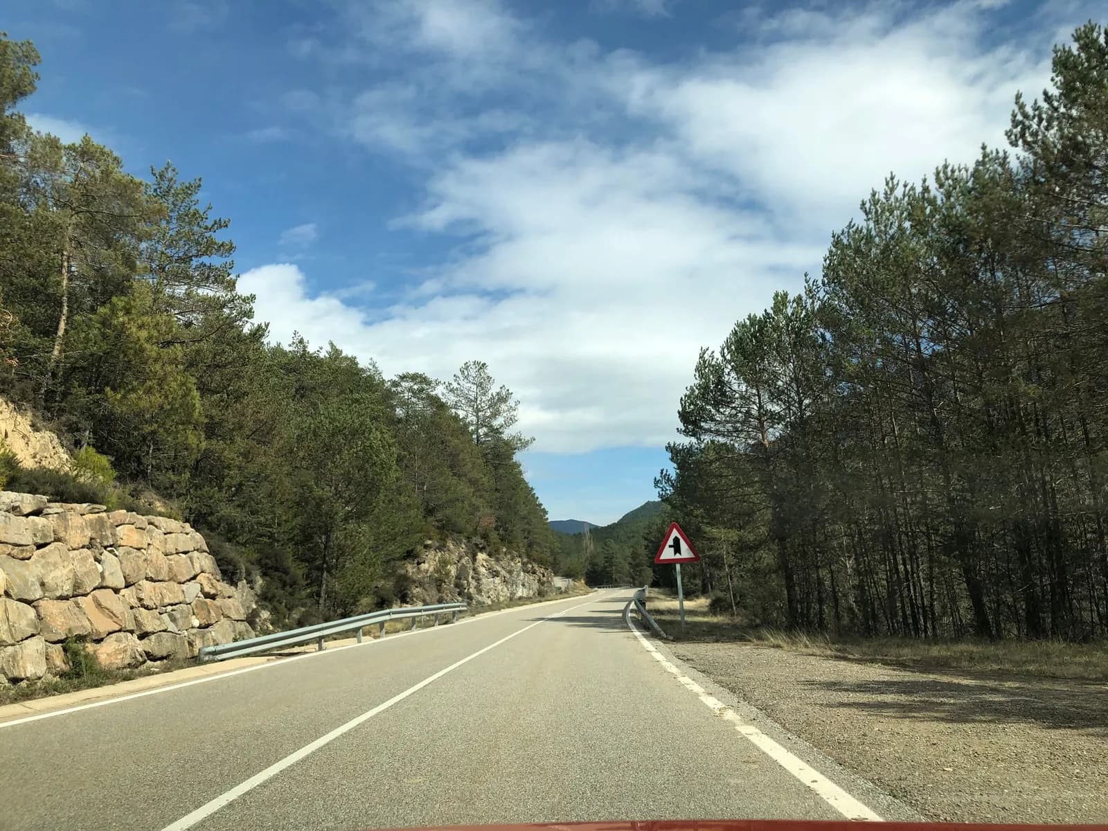 Aparcamiento gratuito en el este de Guixers en Guixers (Lleida)