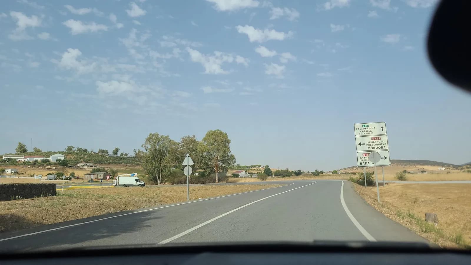 Aparcamiento gratuito en el noreste de Fuente Obejuna en Fuente Obejuna (Córdoba)