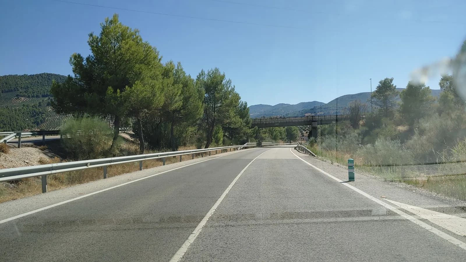 Aparcamiento gratuito en el noreste de Puente de Génave en Puente de Génave (Jaén)