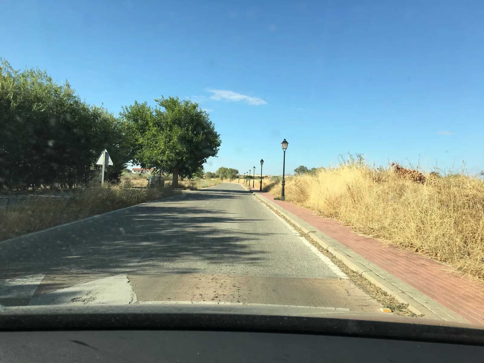 Aparcamiento gratuito en el noreste de Torremocha de Jarama en Torremocha de Jarama (Madrid)