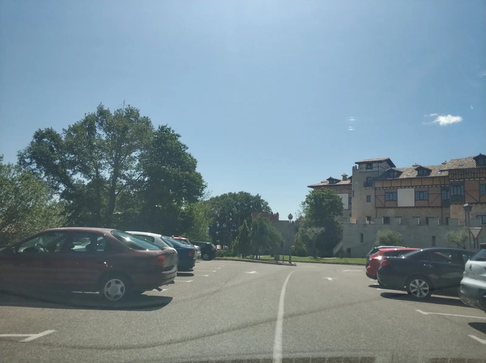 Aparcamiento gratuito en el noroeste de Alberca (La) en Alberca (La) (Salamanca)