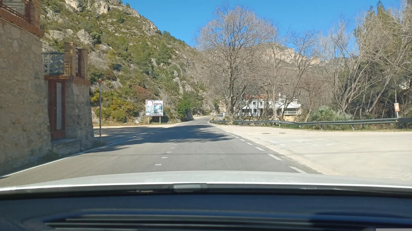 Aparcamiento gratuito en el noroeste de Sénia (La) en La Sénia (Tarragona)