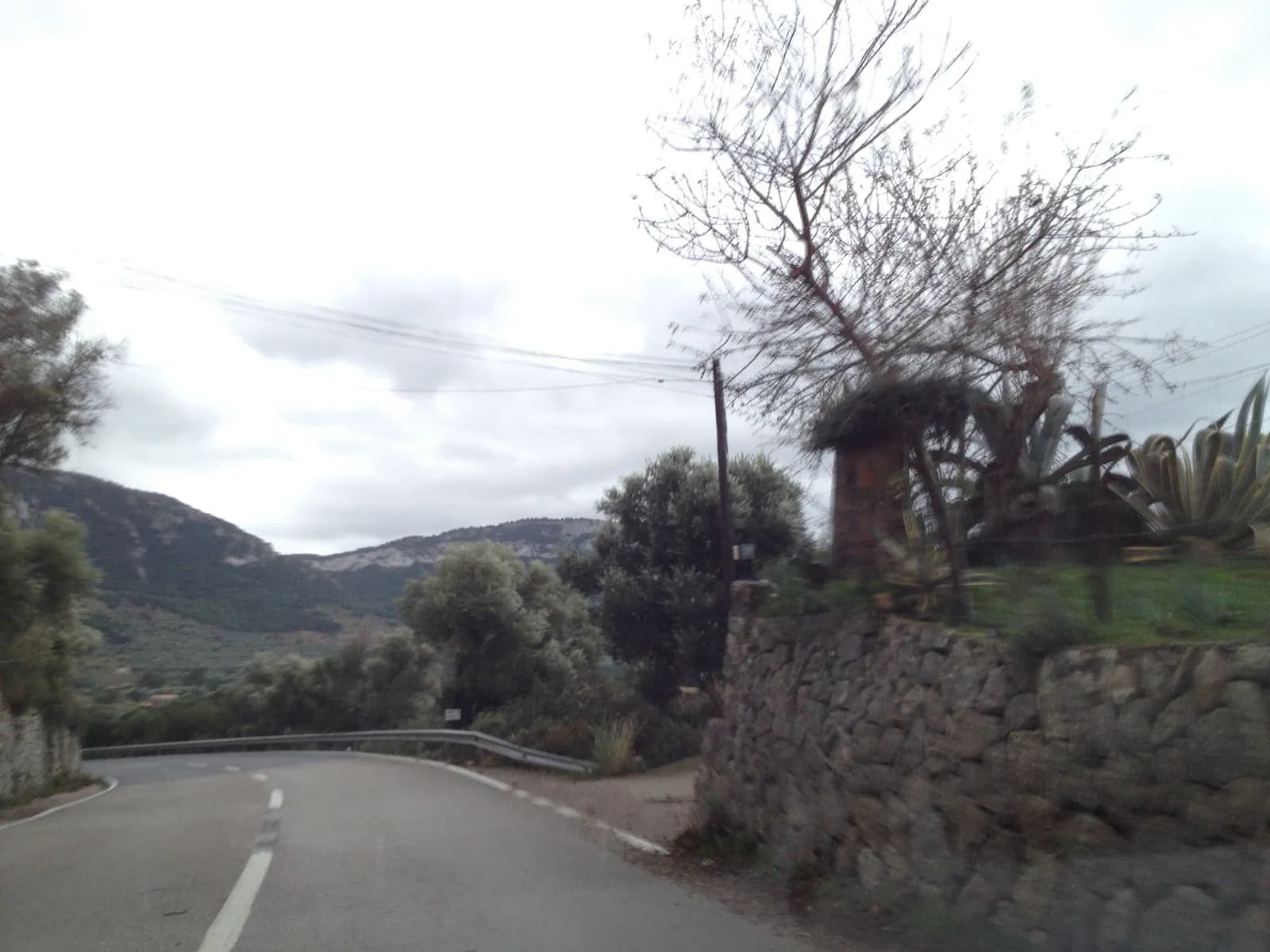 Aparcamiento gratuito en el noroeste de Valldemossa en Valldemossa (Illes Balears)