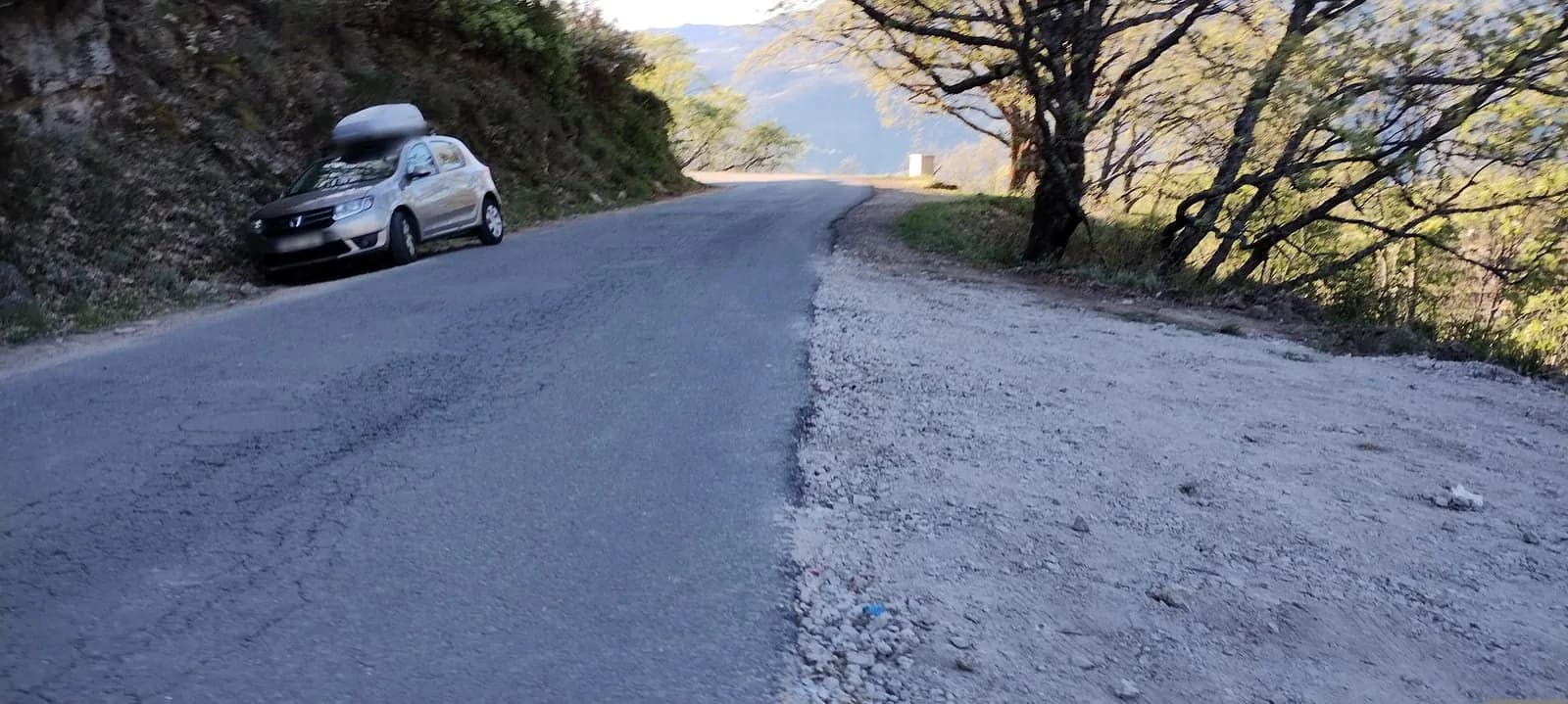 Aparcamiento gratuito en el norte de Piornal en Piornal (Cáceres)