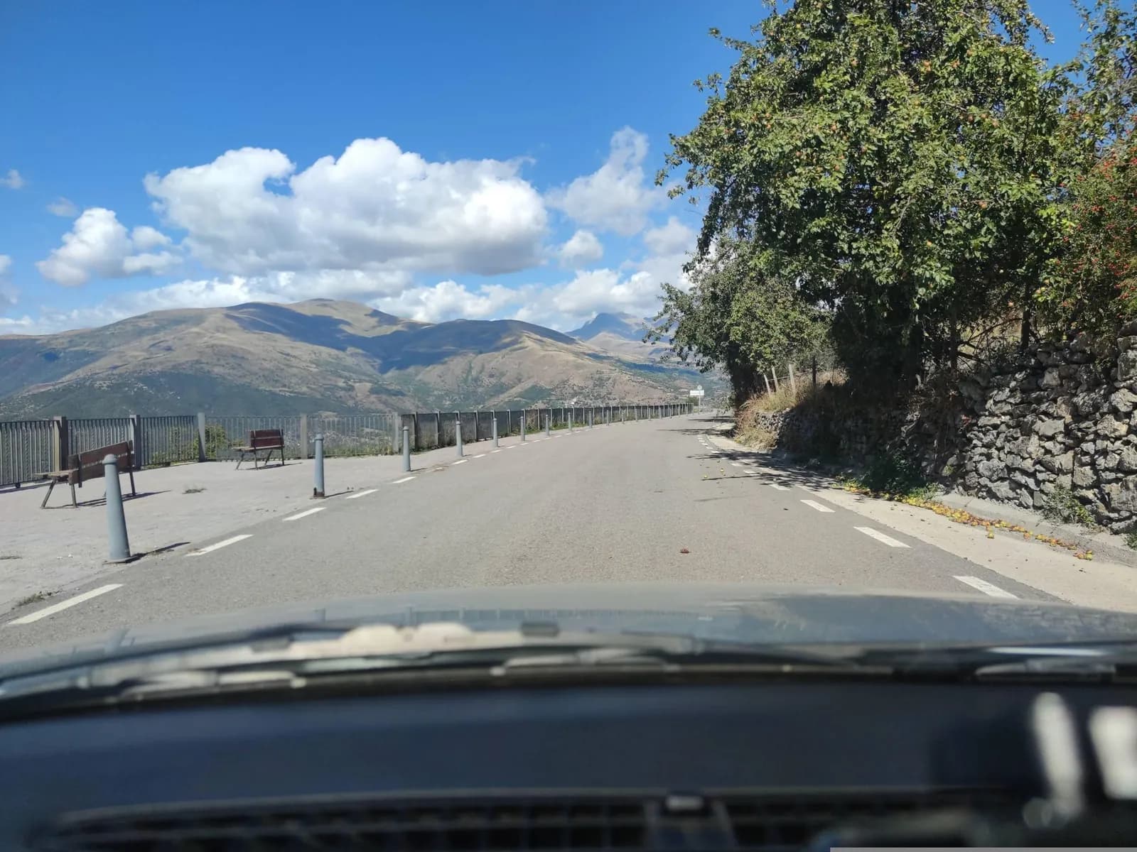 Aparcamiento gratuito en el oeste de Soriguera en Soriguera (Lleida)