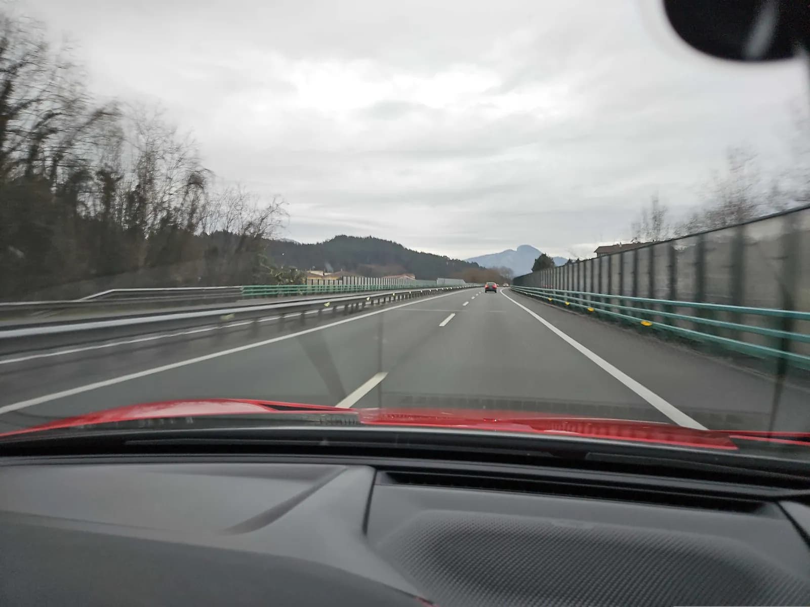 Aparcamiento gratuito en el oeste de Zaldibar en Zaldibar (Bizkaia)
