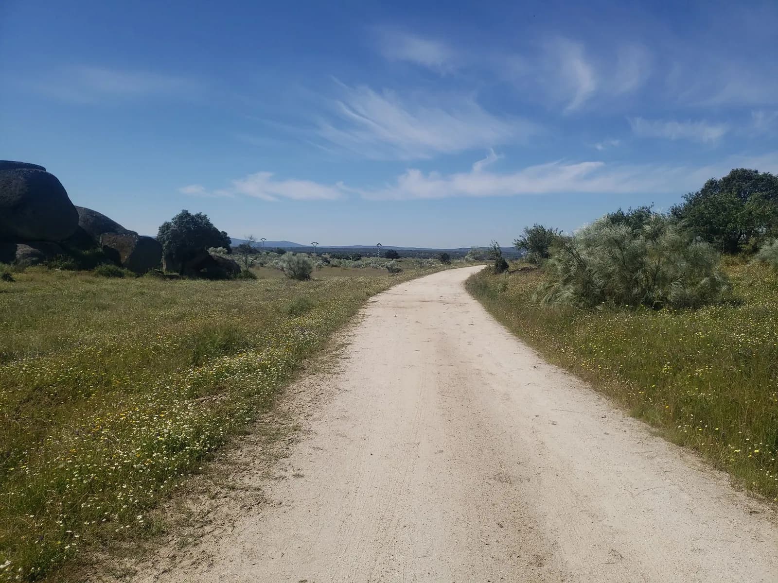 Aparcamiento gratuito en el sur de Malpartida de Cáceres en Malpartida de Cáceres (Cáceres)