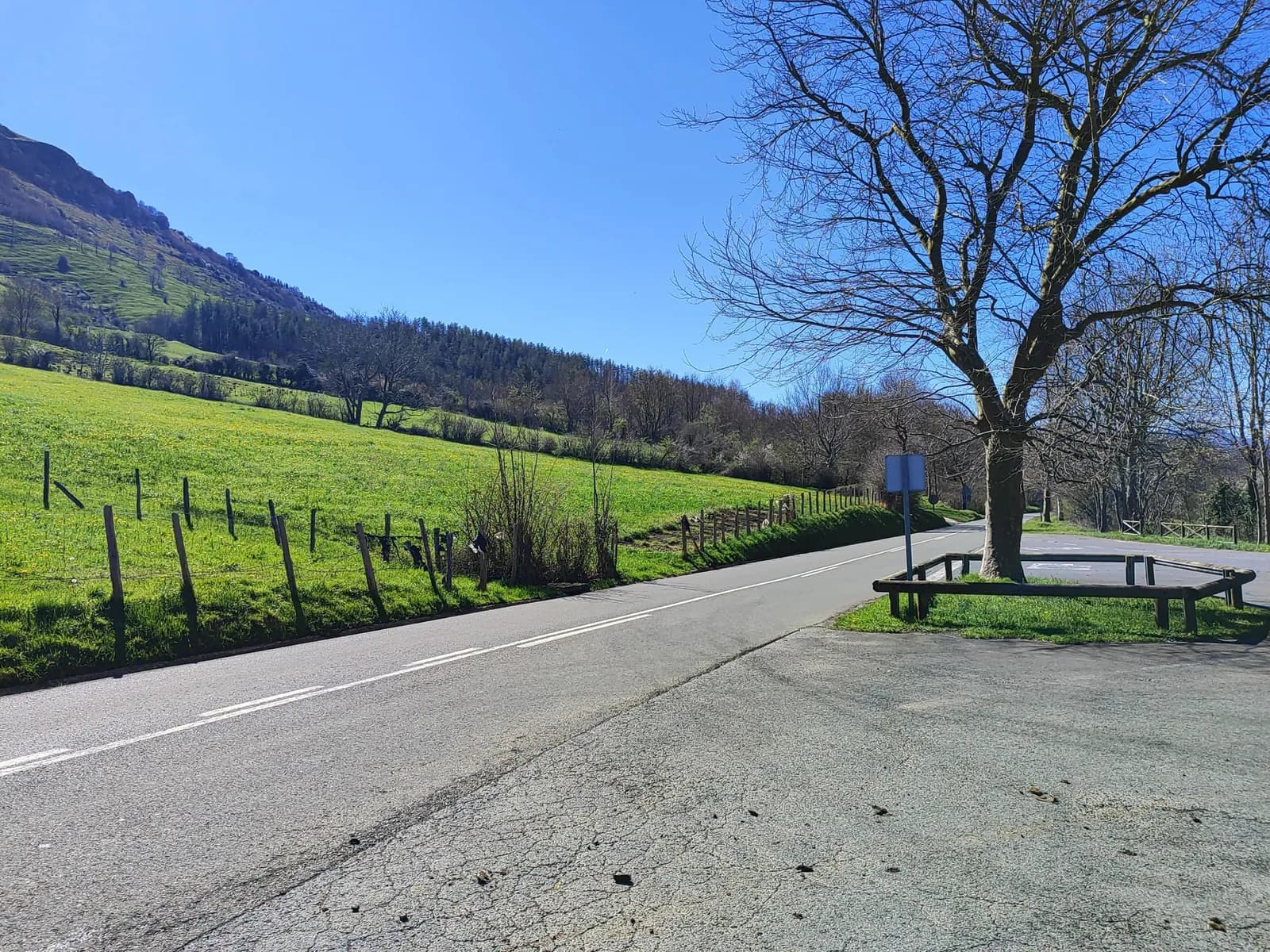 Aparcamiento gratuito en el sureste de Abaltzisketa en Abaltzisketa (Gipuzkoa)
