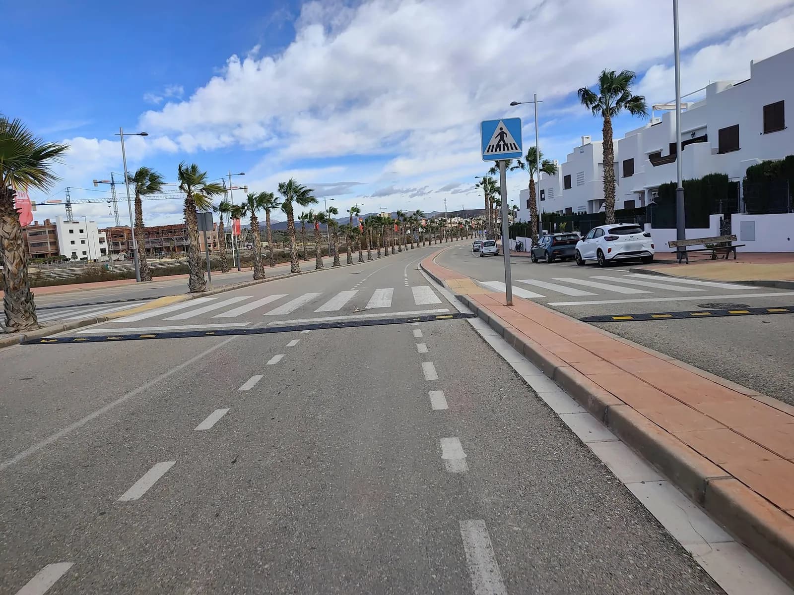 Aparcamiento gratuito en el sureste de Pulpí en Pulpí (Almería)