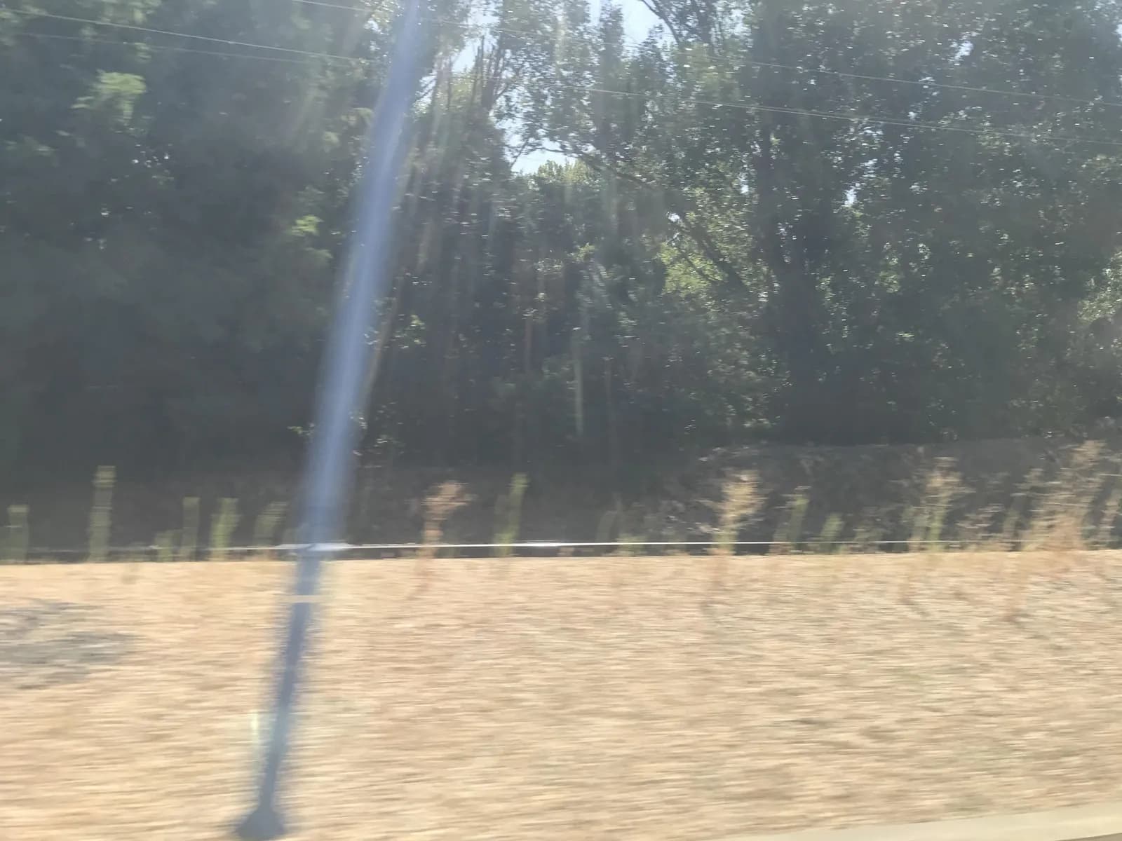 Aparcamiento gratuito en el suroeste de Magaz de Pisuerga en Magaz de Pisuerga (Palencia)