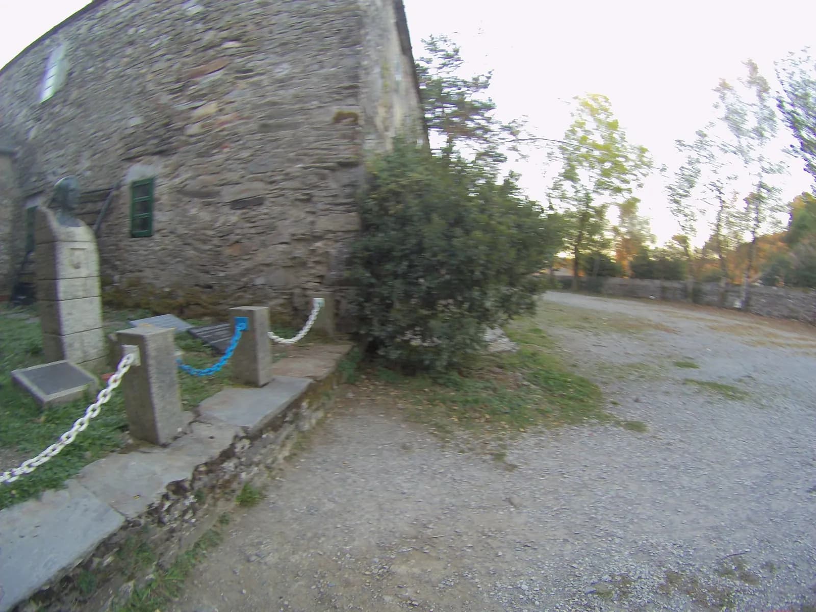 Aparcamiento gratuito en el suroeste de Pedrafita do Cebreiro en Pedrafita do Cebreiro (Lugo)