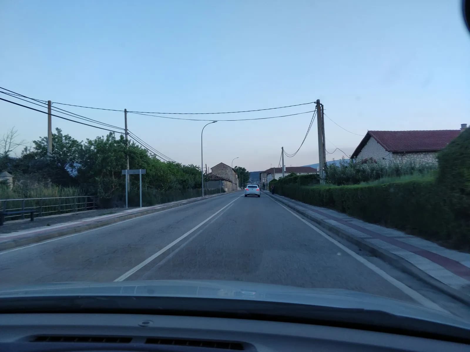 Aparcamiento gratuito en el suroeste de Villarcayo de Merindad de Castilla la Vieja en Villarcayo de Merindad de Castilla la Vieja (Burgos)
