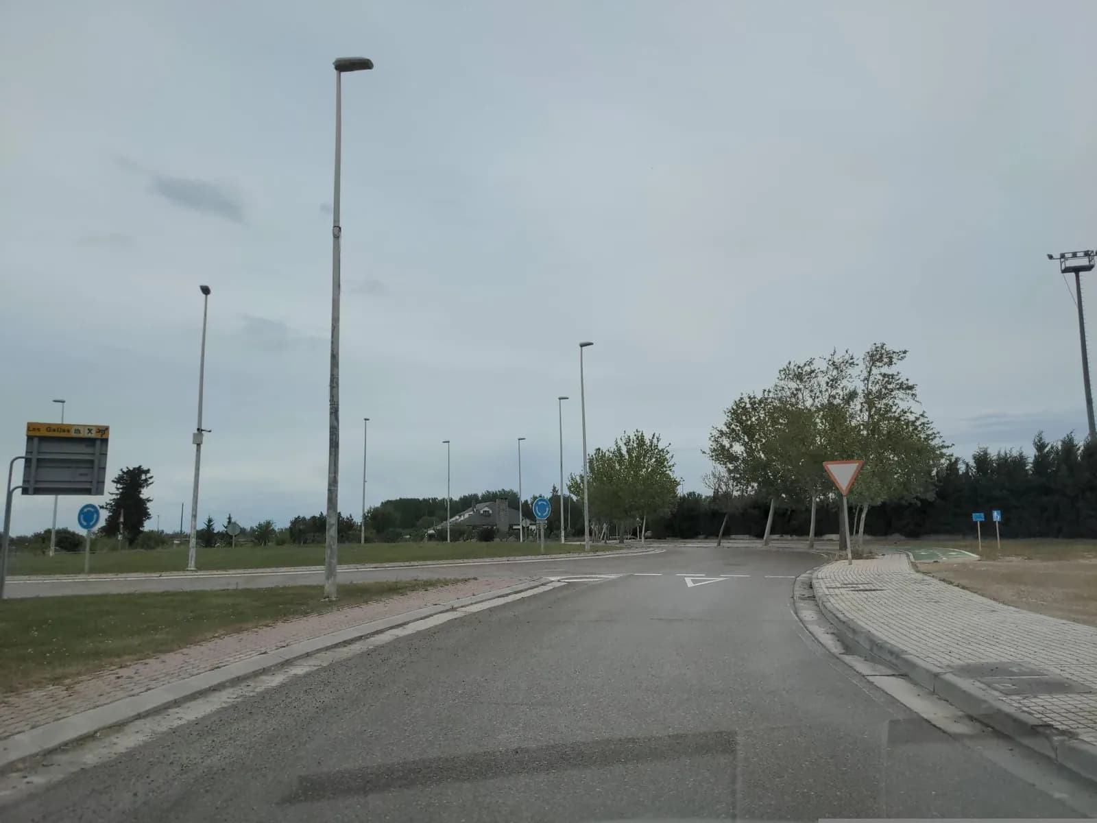 Aparcamiento gratuito en Parque Deportivo en Zuera (Zaragoza)