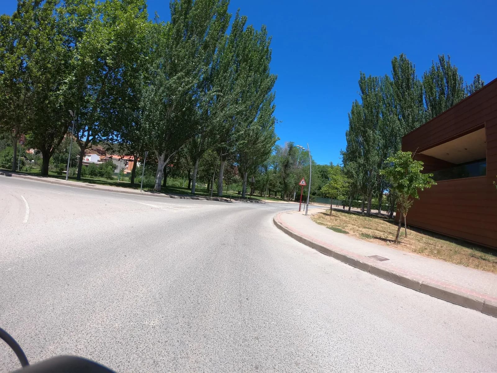 Aparcamiento gratuito en Paseo de San Julián en Nájera (La Rioja)