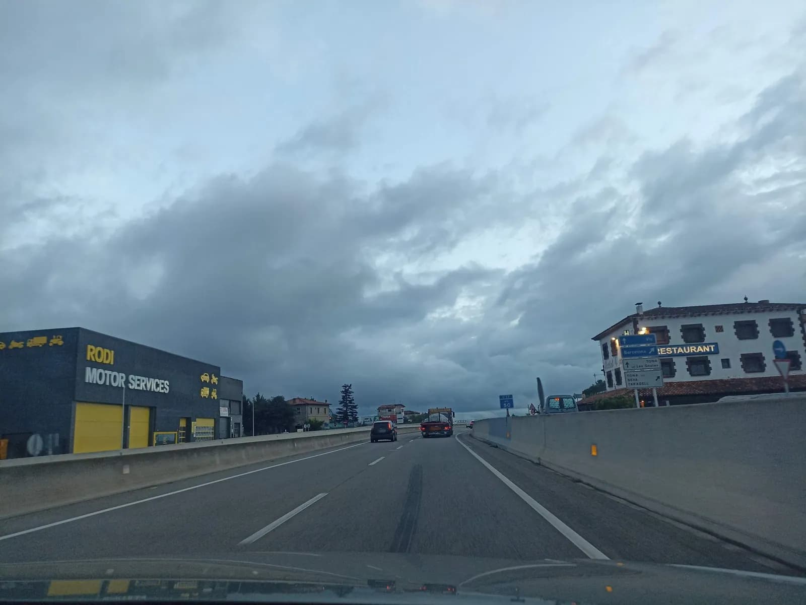 Aparcamiento gratuito en Passatge 4 Cerreteres en Tona (Barcelona)