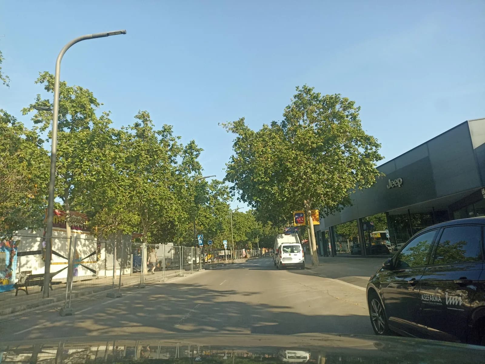 Aparcamiento gratuito en Plaça d'Amalvígia en Hospitalet de Llobregat (L') (Barcelona)