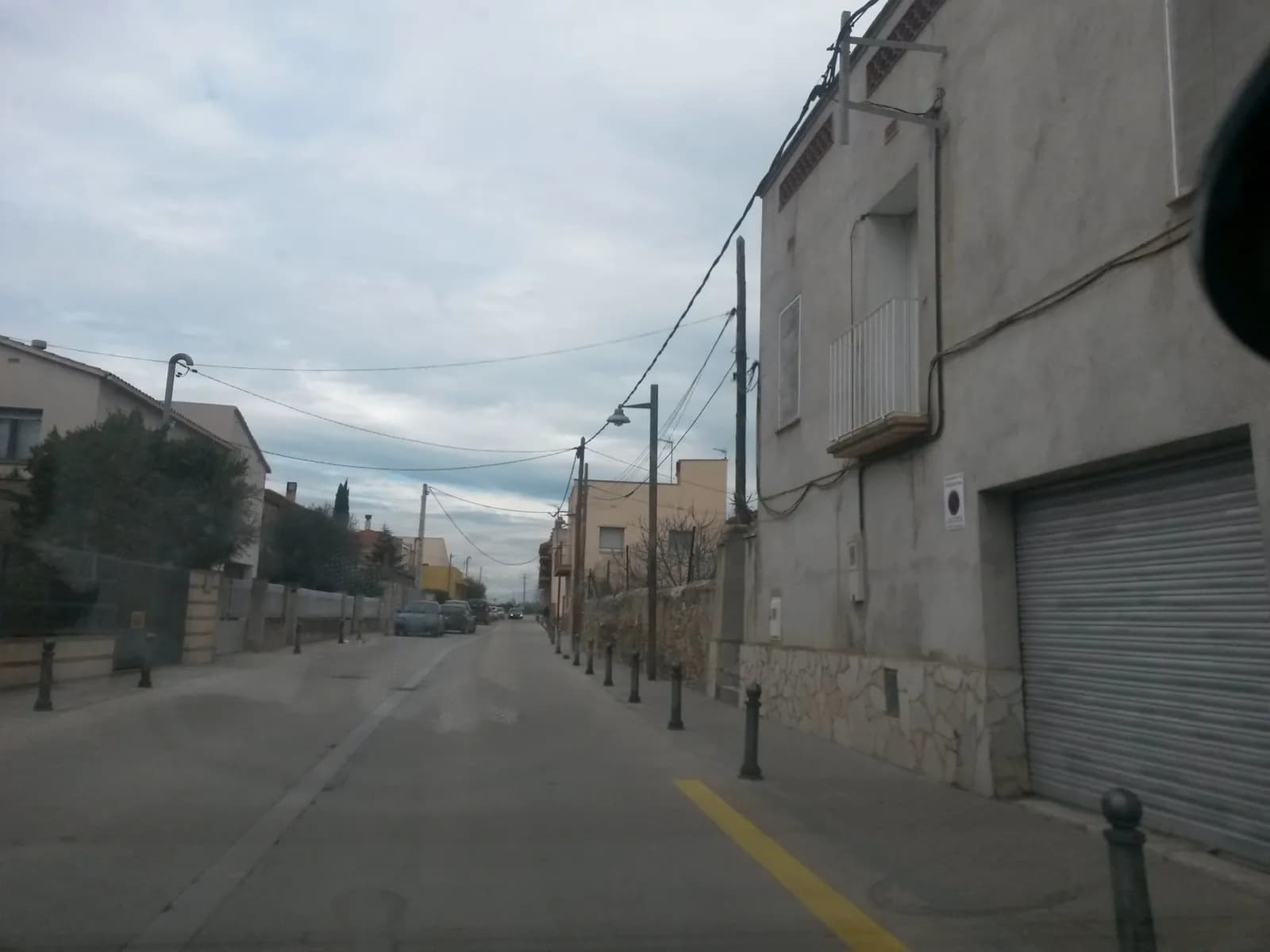 Aparcamiento gratuito en Plaça de l'Església en Vilabertran (Girona)