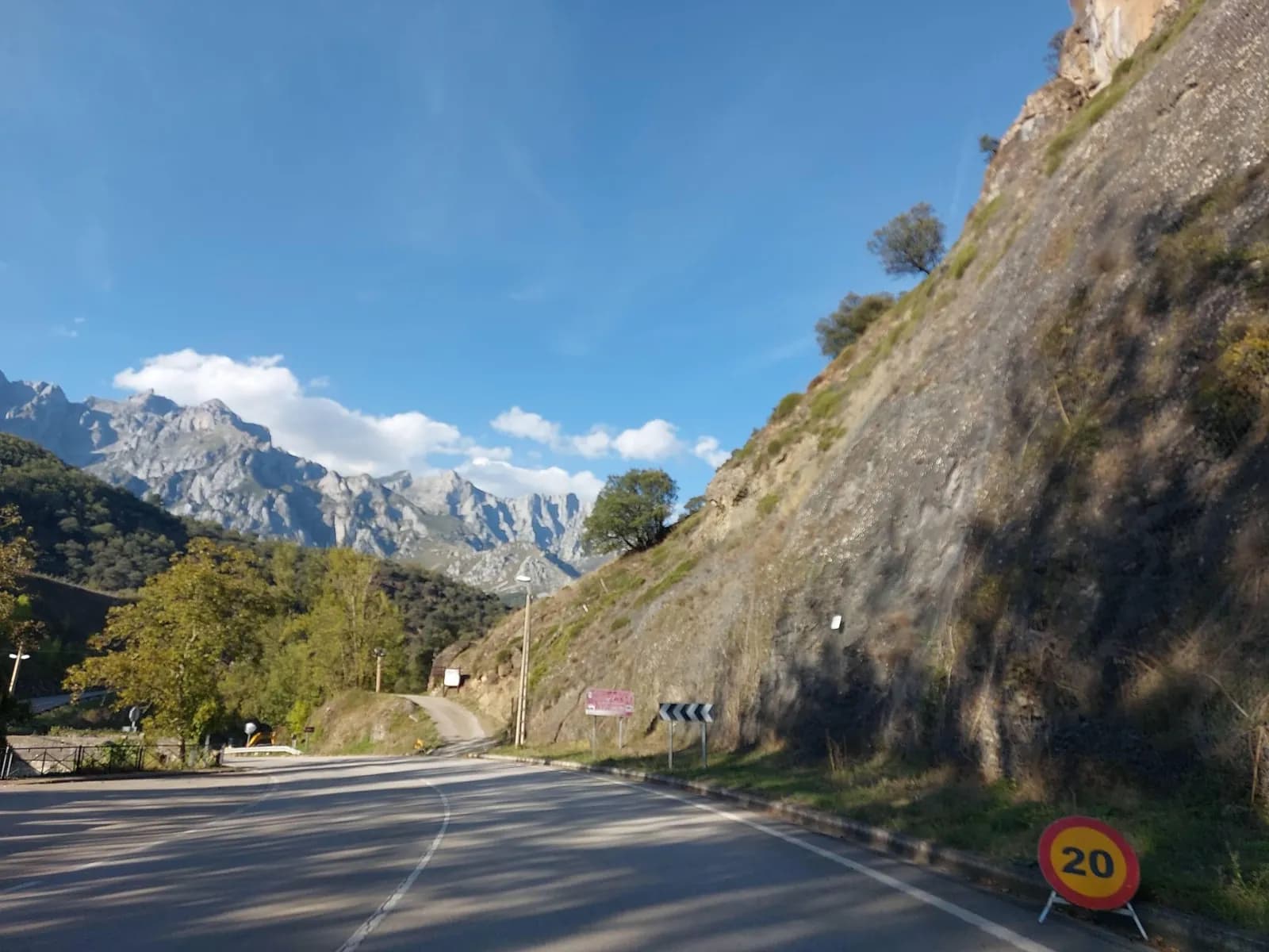 Aparcamiento gratuito en Potes-Fuente Dé en Camaleño (Cantabria)