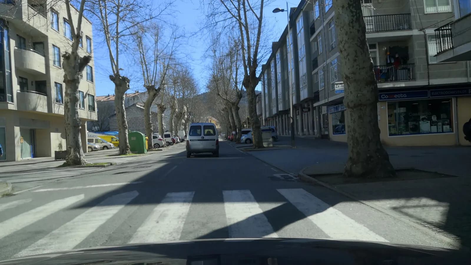 Aparcamiento gratuito en Praza do Pombal en Allariz (Ourense)